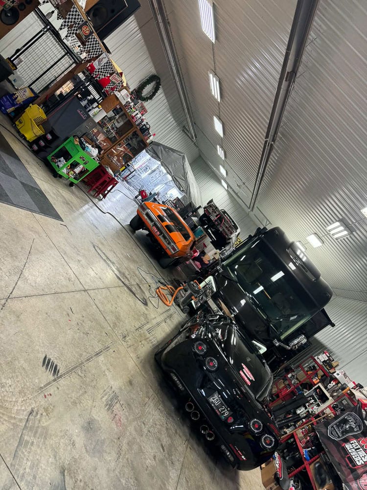Custom build in the Sick Racing Customs garage, photo 06
