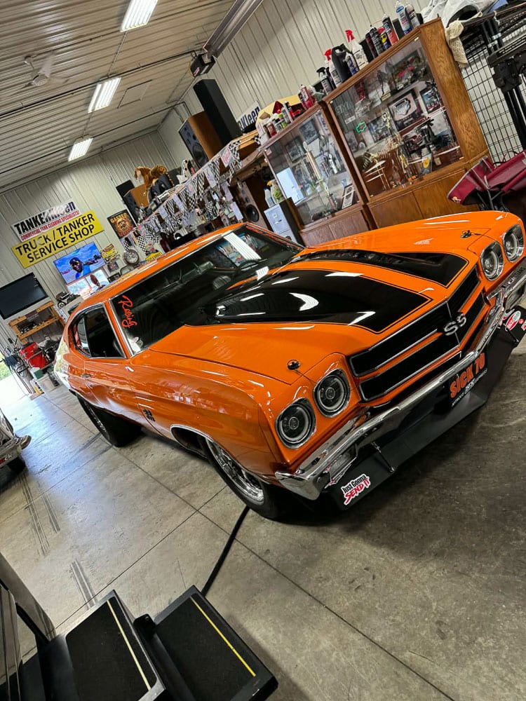 Custom build in the Sick Racing Customs garage, photo 08